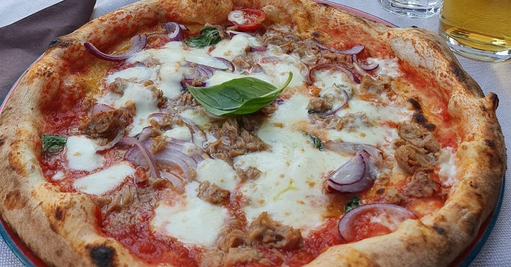 Leckere Italienische Pizza