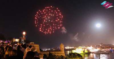 Eins von vielen Highlights: Das Feuerwerk an der Valletta Waterfront